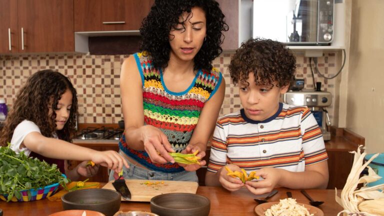 Autism and Cooking: 4 Tips for Enjoying Holiday Meals